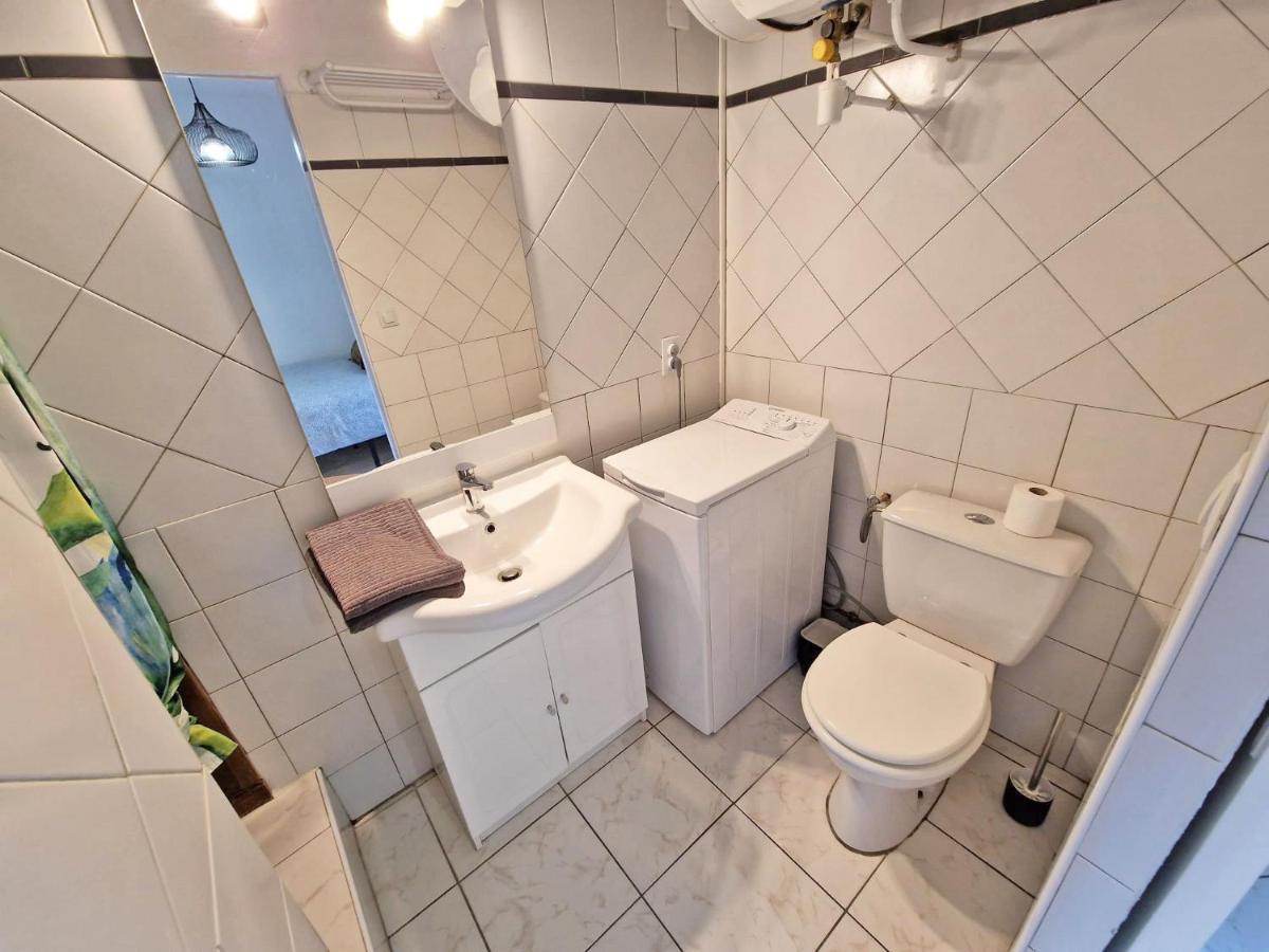 GregBnb-com - T2 Design 30m² - Ouest Toulon Extérieur photo